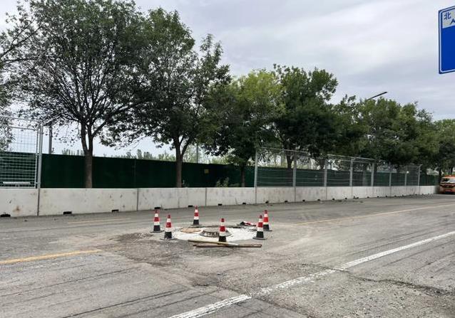 制在每, 机械的轰鸣, 的赛道 制在每, 机械的轰鸣, 的赛道