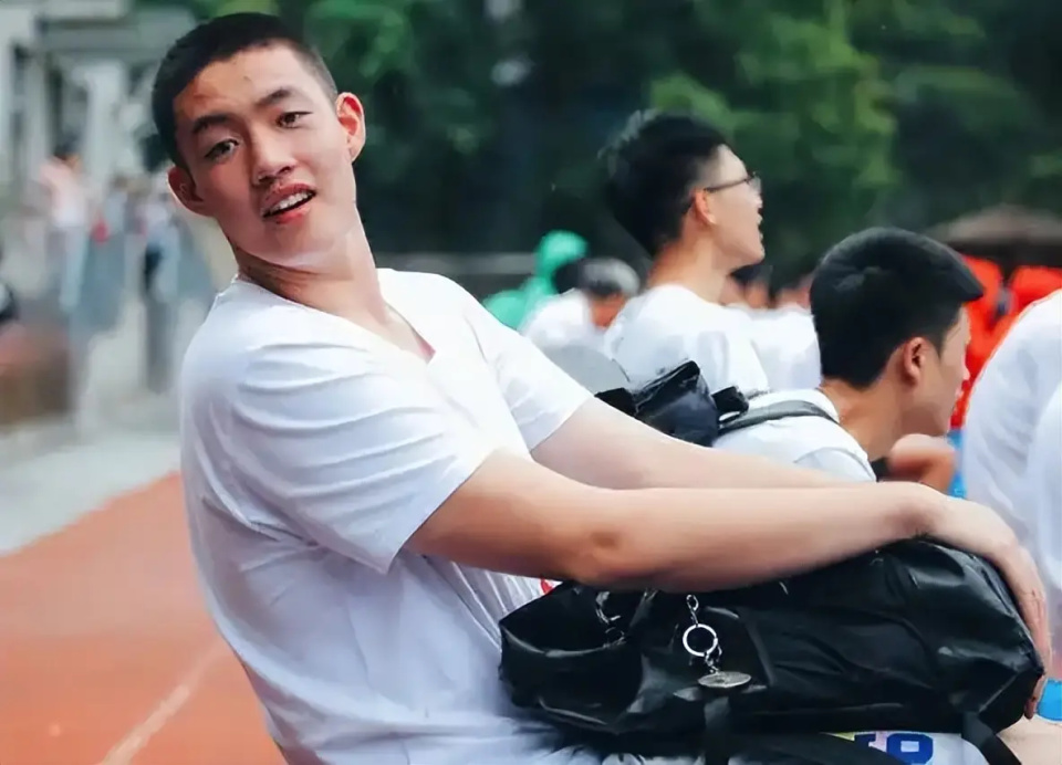 他的效率比, 均拿到 他的效率比, 均拿到