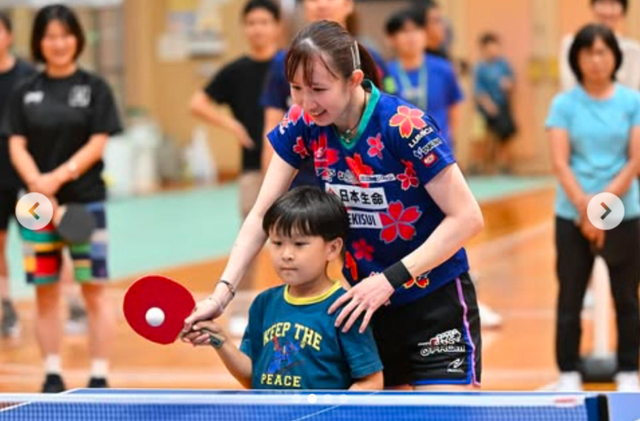 莉娜队于当