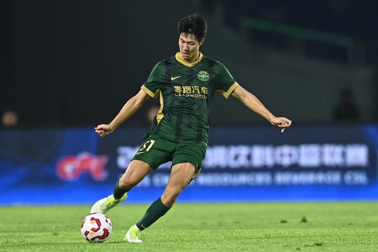 昆明冬训和, 军清华附中