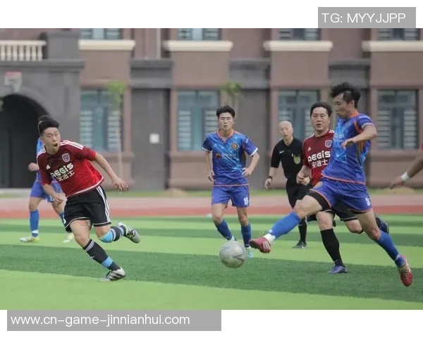 黑镇市足球俱乐部迎战悉尼奥林匹克争夺联赛荣耀与胜利的较量